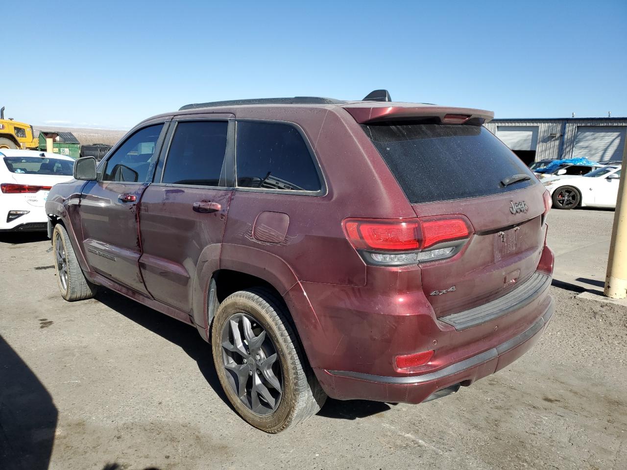 2020 Jeep Grand Cherokee - Image 2