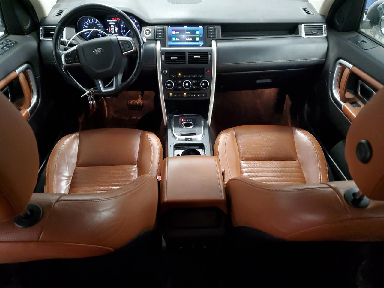 2016 Land Rover Discovery - Image 8