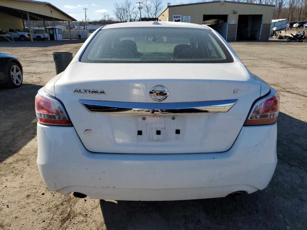 2015 Nissan Altima - Image 6