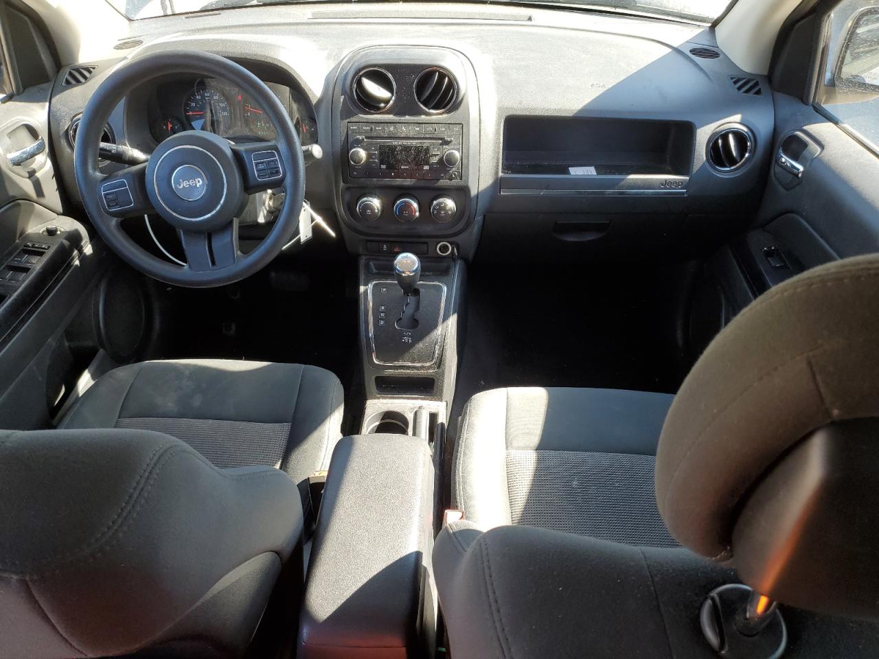 2012 Jeep Compass - Image 8