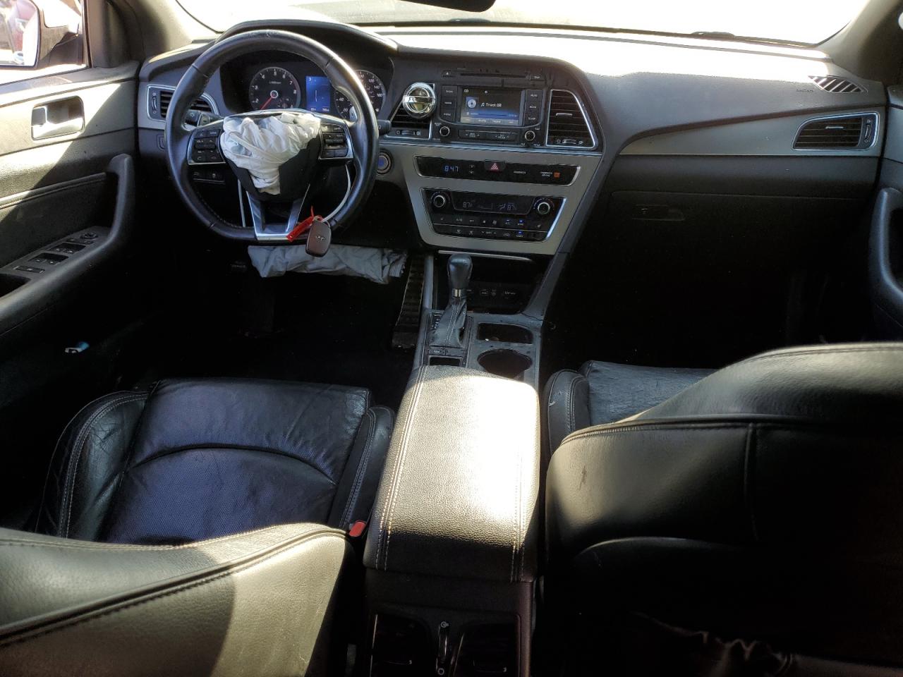 2015 Hyundai Sonata - Image 8