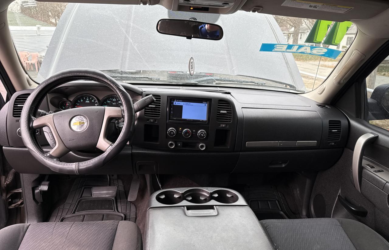 2011 Chevrolet Silverado C1500 Lt VIN: 3GCPCSEA3BG105780 Lot: 49993135