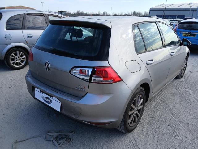 2015 VOLKSWAGEN GOLF S BLU