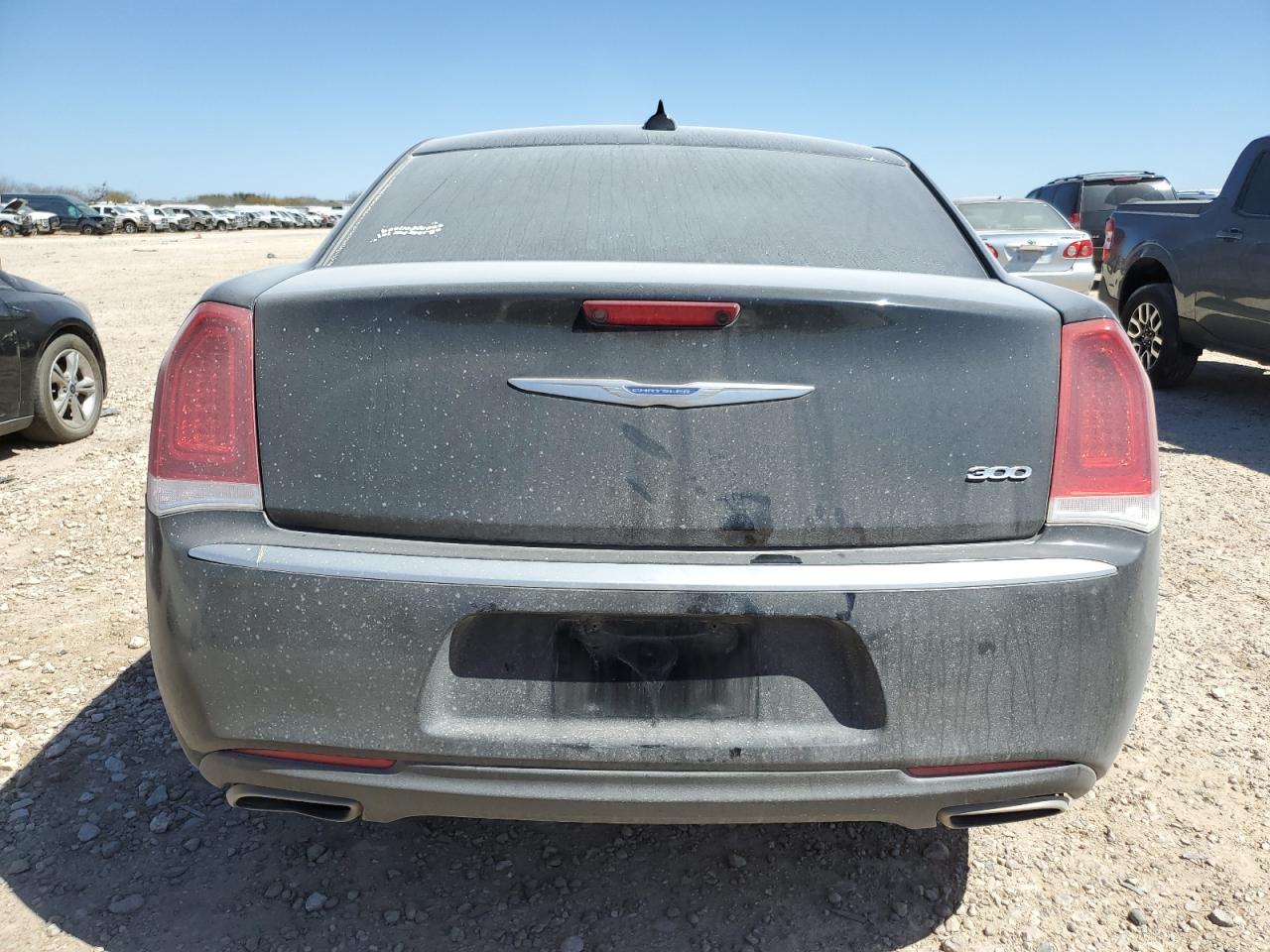 2019 Chrysler 300 Touring VIN: 2C3CCAAG7KH590318 Lot: 48473895
