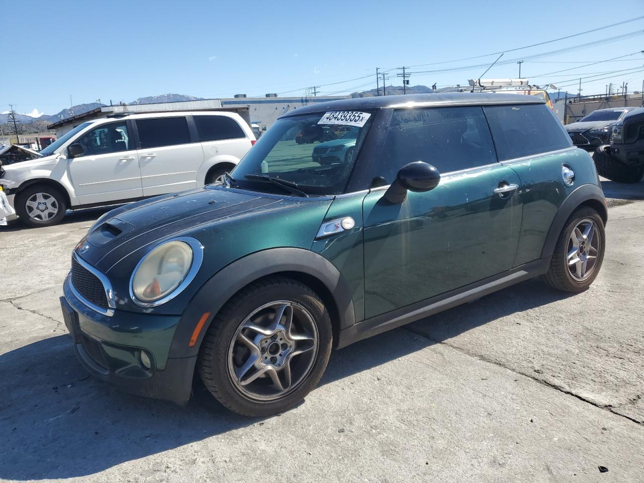 2009 MINI Cooper - Image 1
