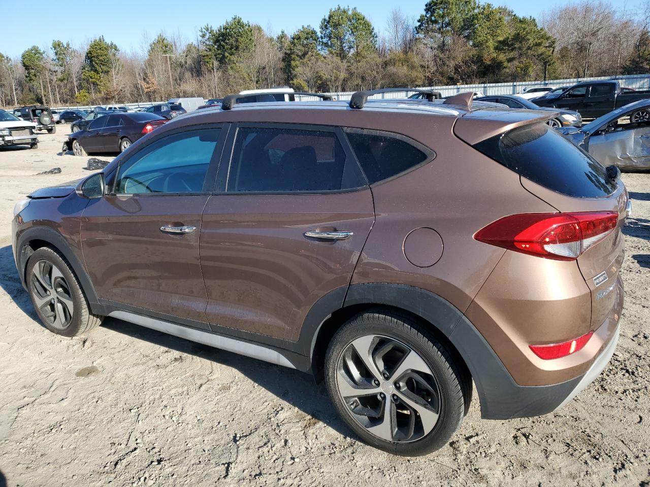 2017 Hyundai Tucson - Image 2