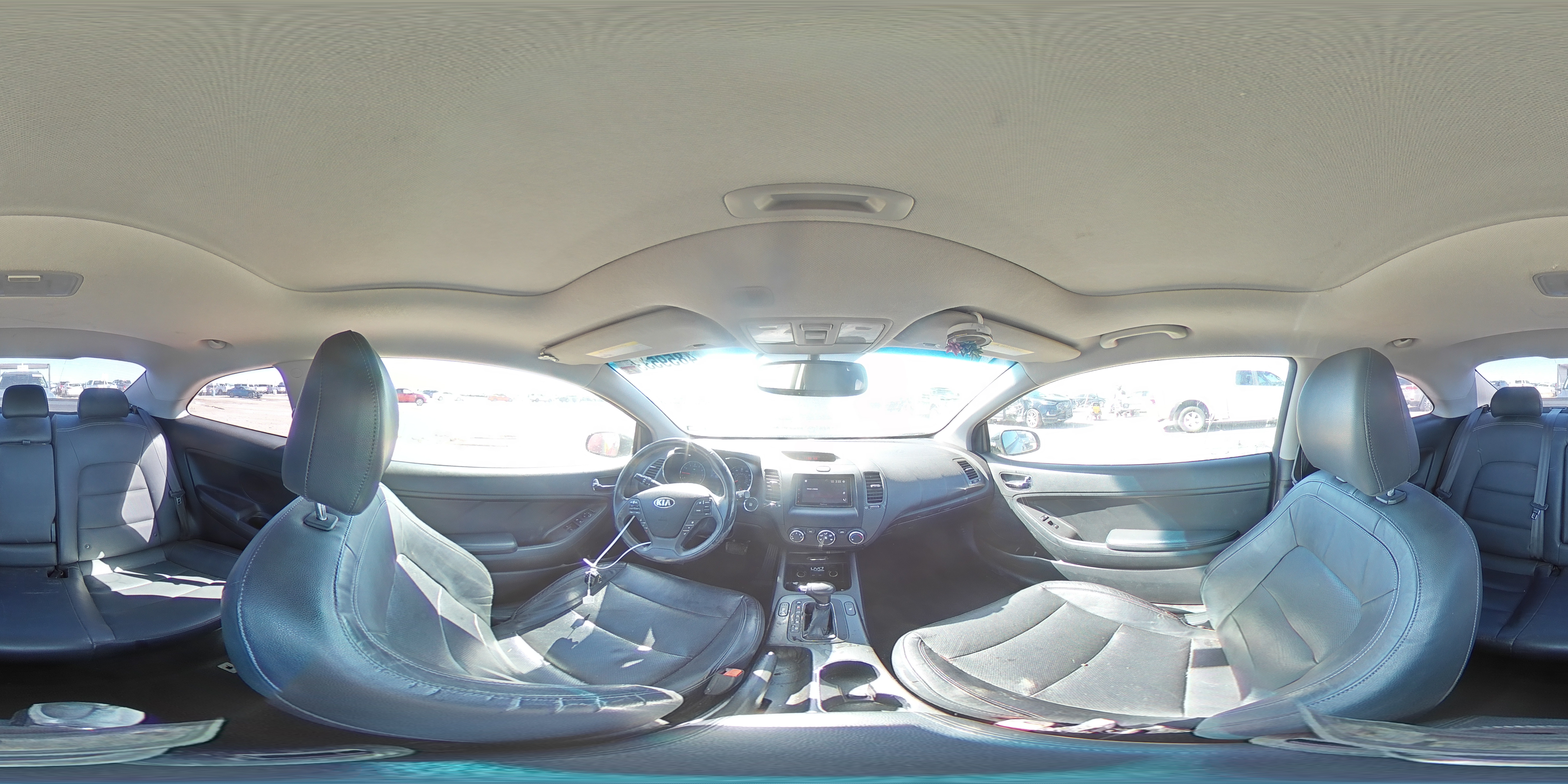 2015 Kia Forte - Image 12