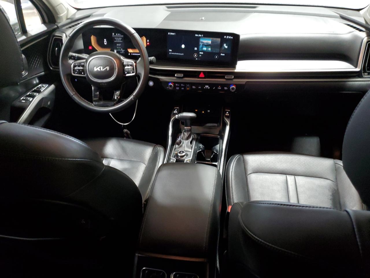 2024 Kia Sorento - Image 8