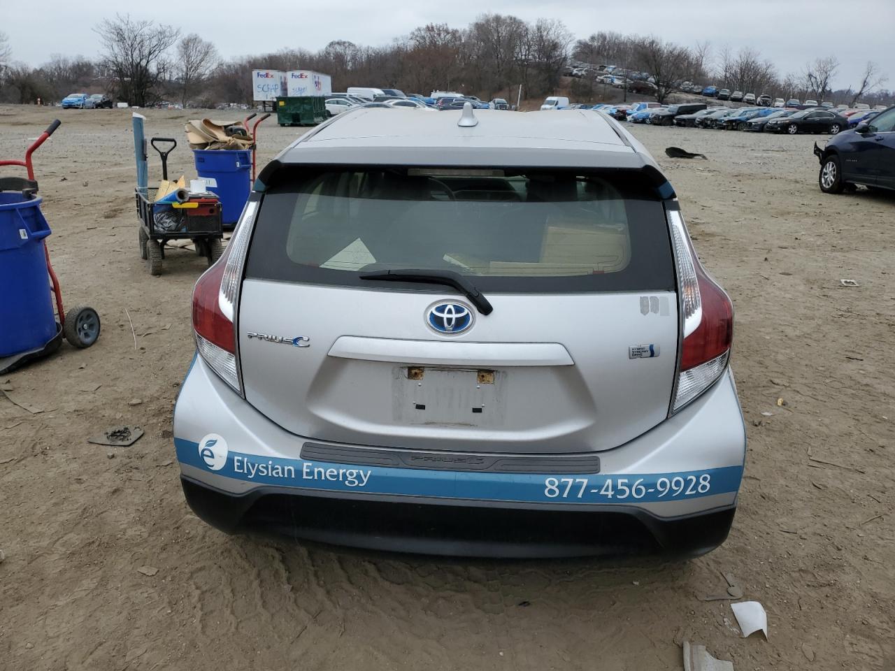 2017 Toyota Prius - Image 6