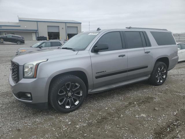 Parquets GMC YUKON 2015 Srebrny