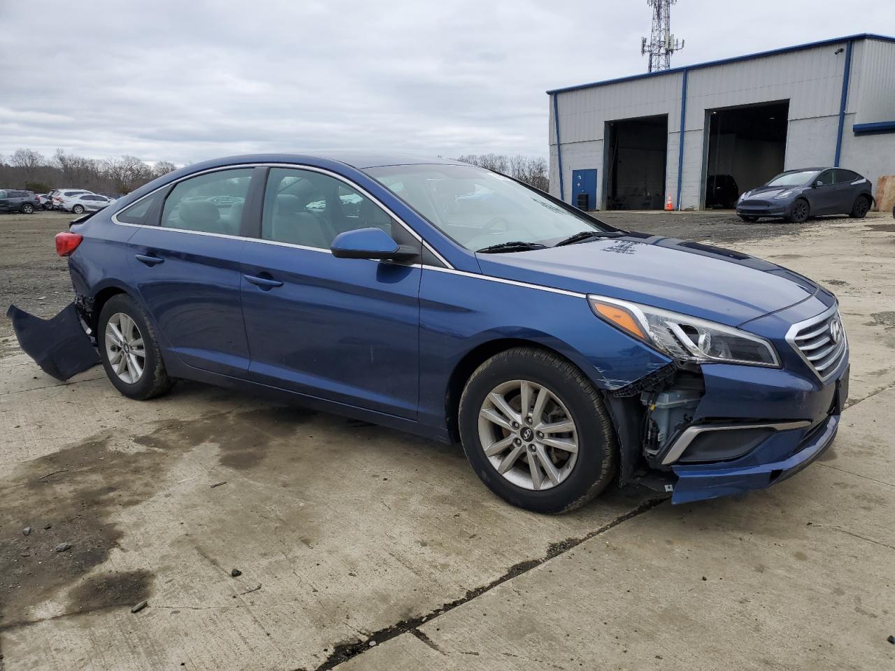 2016 Hyundai Sonata - Image 4