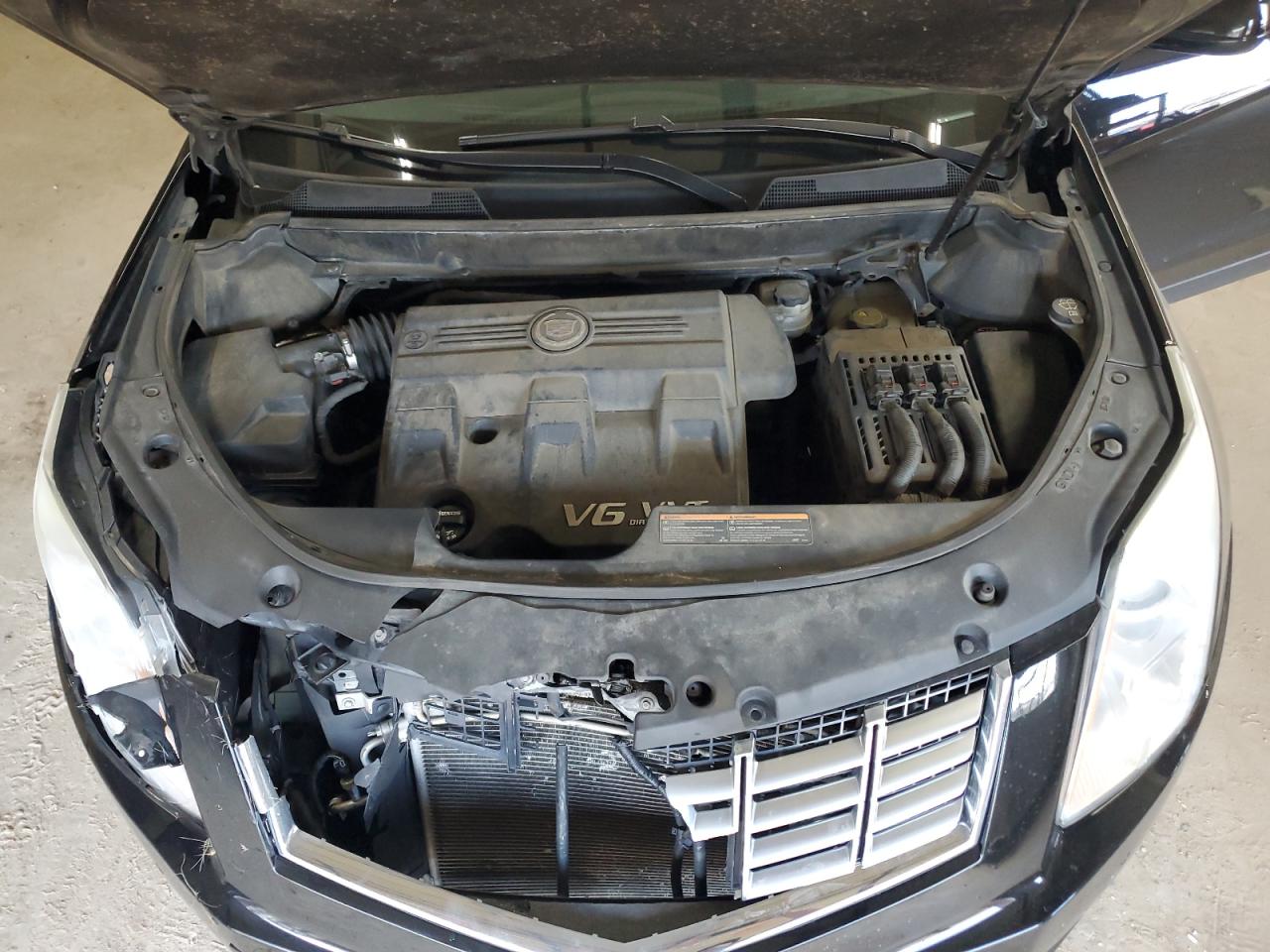 2016 Cadillac SRX - Image 14