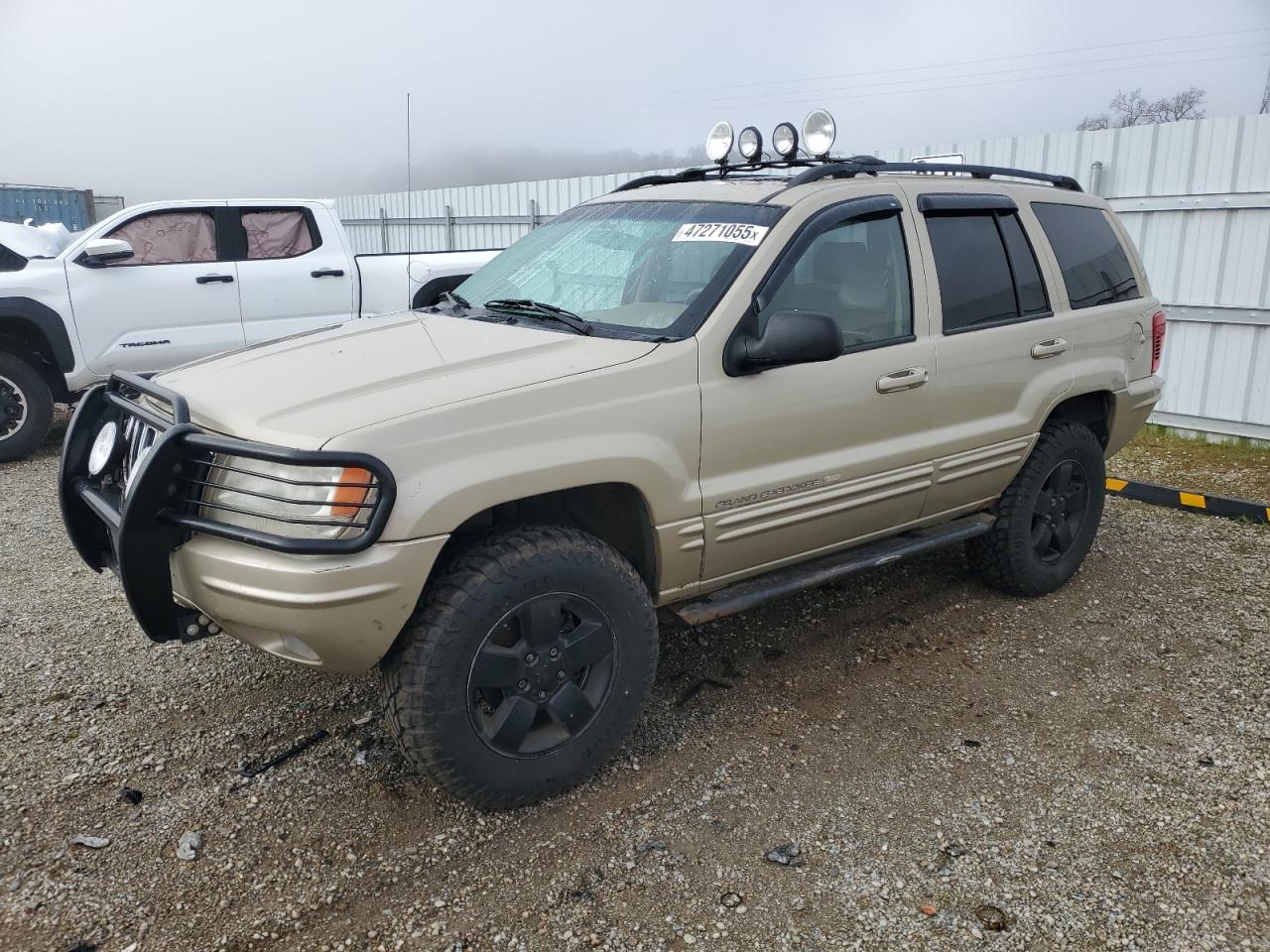 2001 Jeep Grand Cherokee - Image 1
