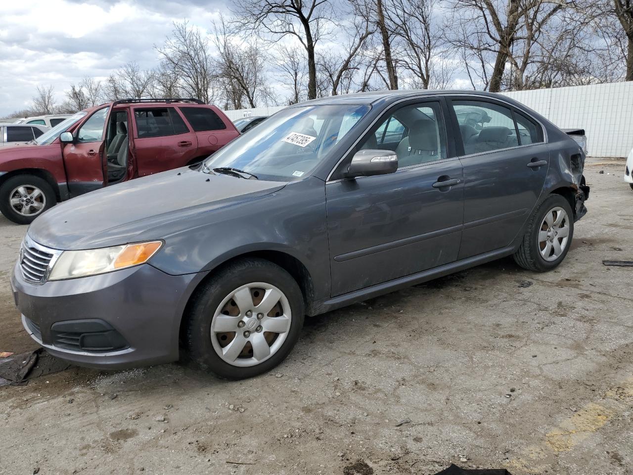2010 Kia Optima - Image 1