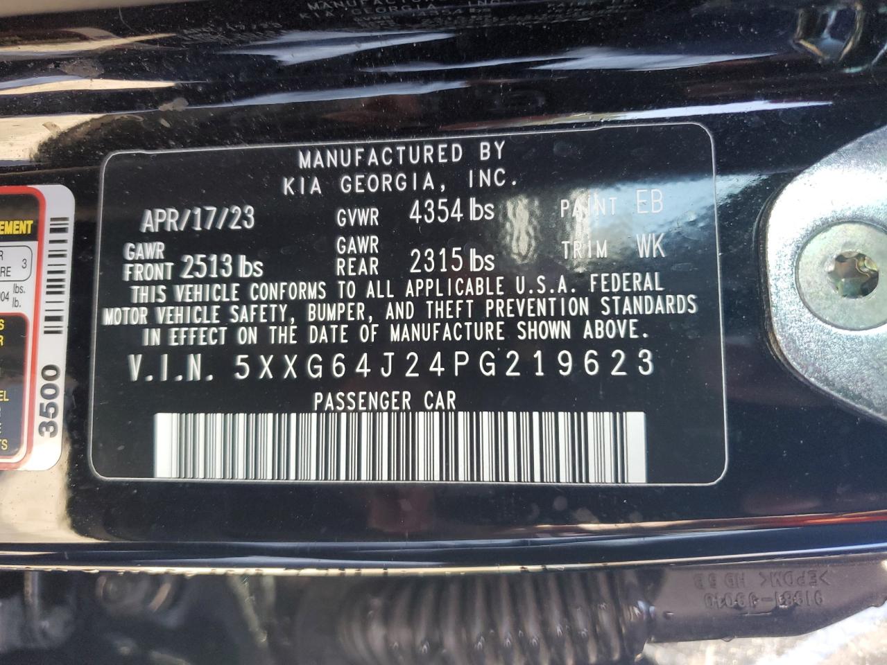 2023 Kia K5 - Image 13