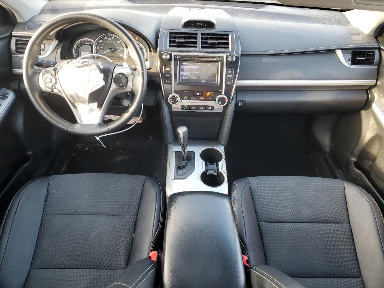 2014 Toyota Camry - Image 8