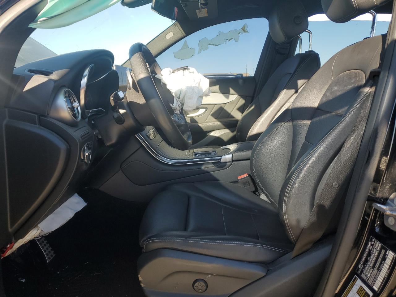 2020 Mercedes-Benz GLC - Image 7