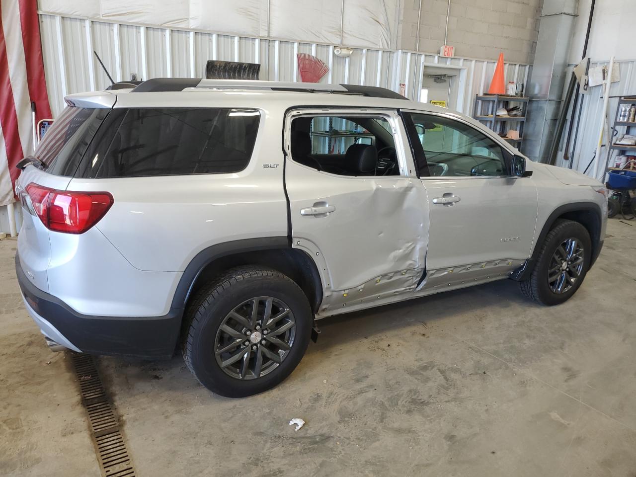 2019 GMC Acadia - Image 3