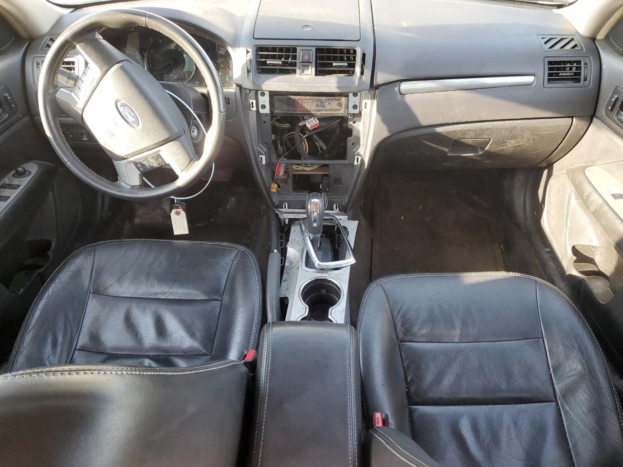 2011 Ford Fusion - Image 8