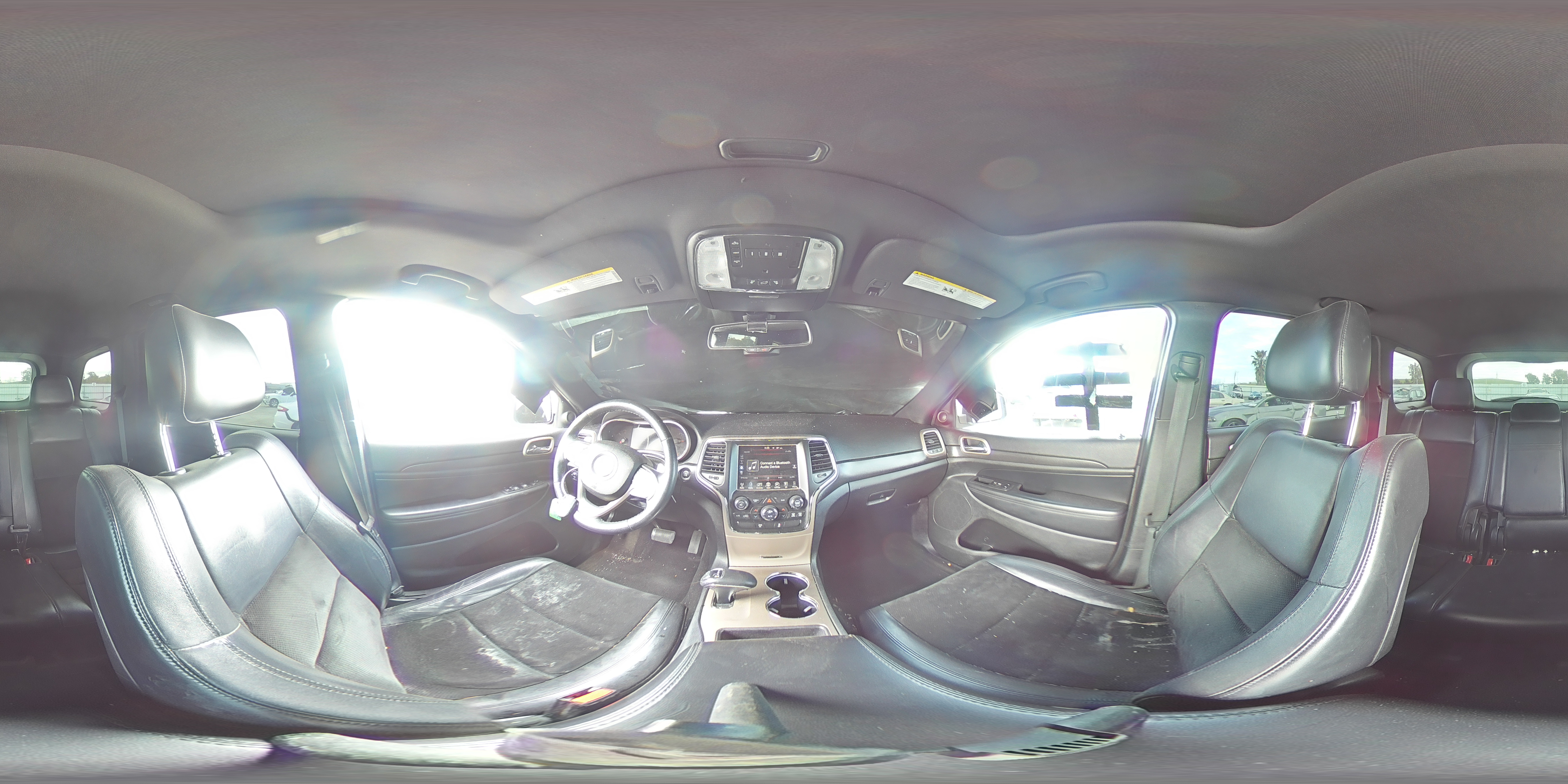 2015 Jeep Grand Cherokee - Image 14