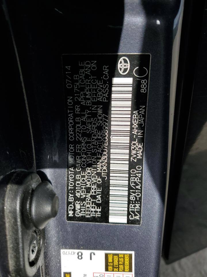 2014 Toyota Prius - Image 12