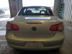 2009 Volkswagen Eos Turbo de vânzare în Franklin, WI - Front End