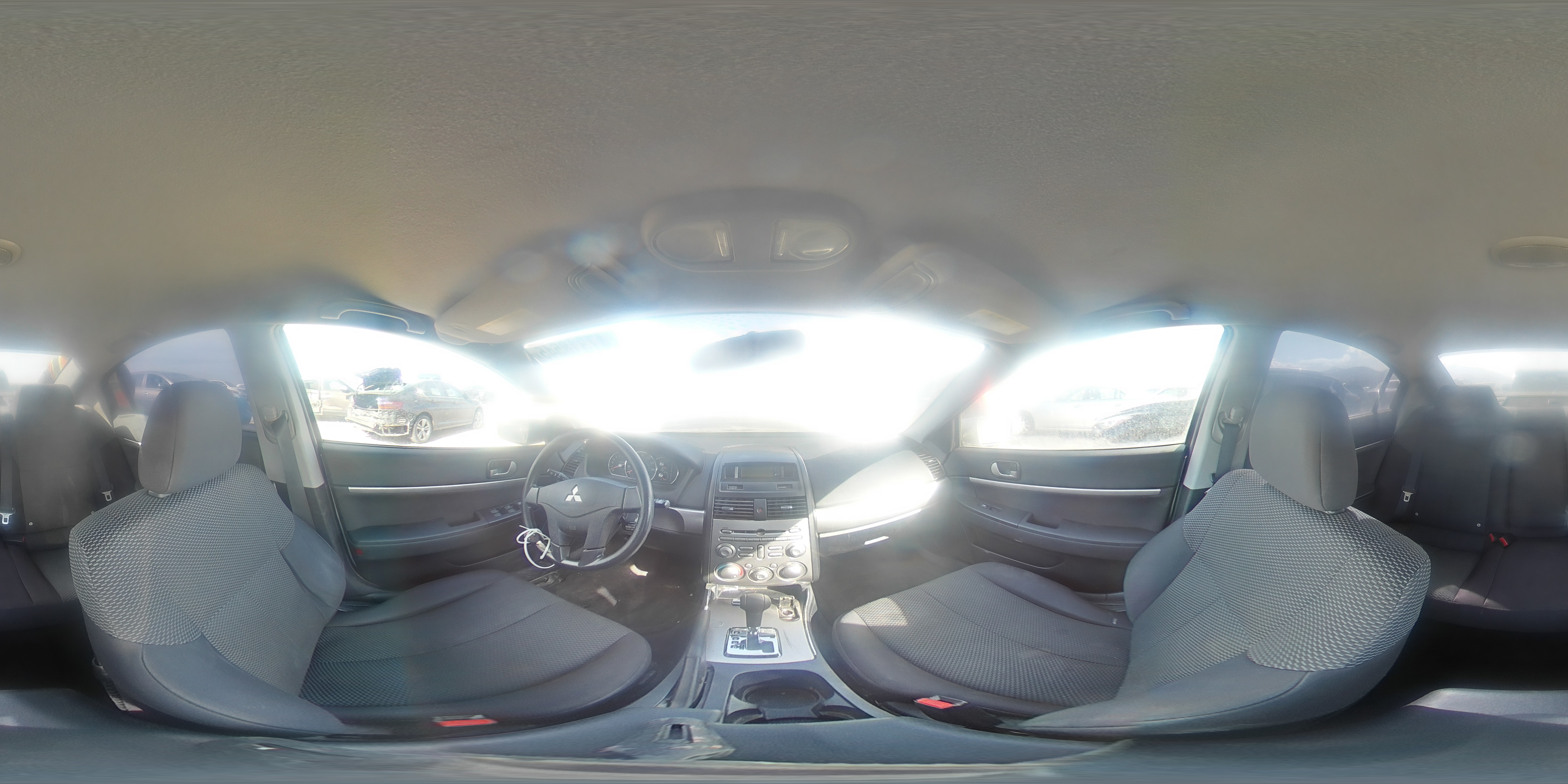 2012 Mitsubishi Galant - Image 12
