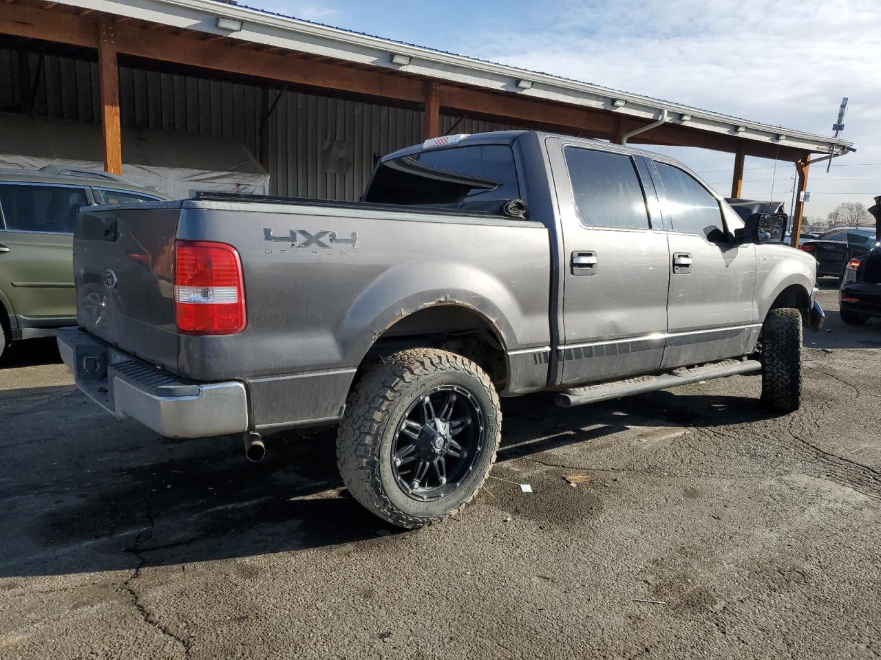2004 Ford F-150 - Image 3