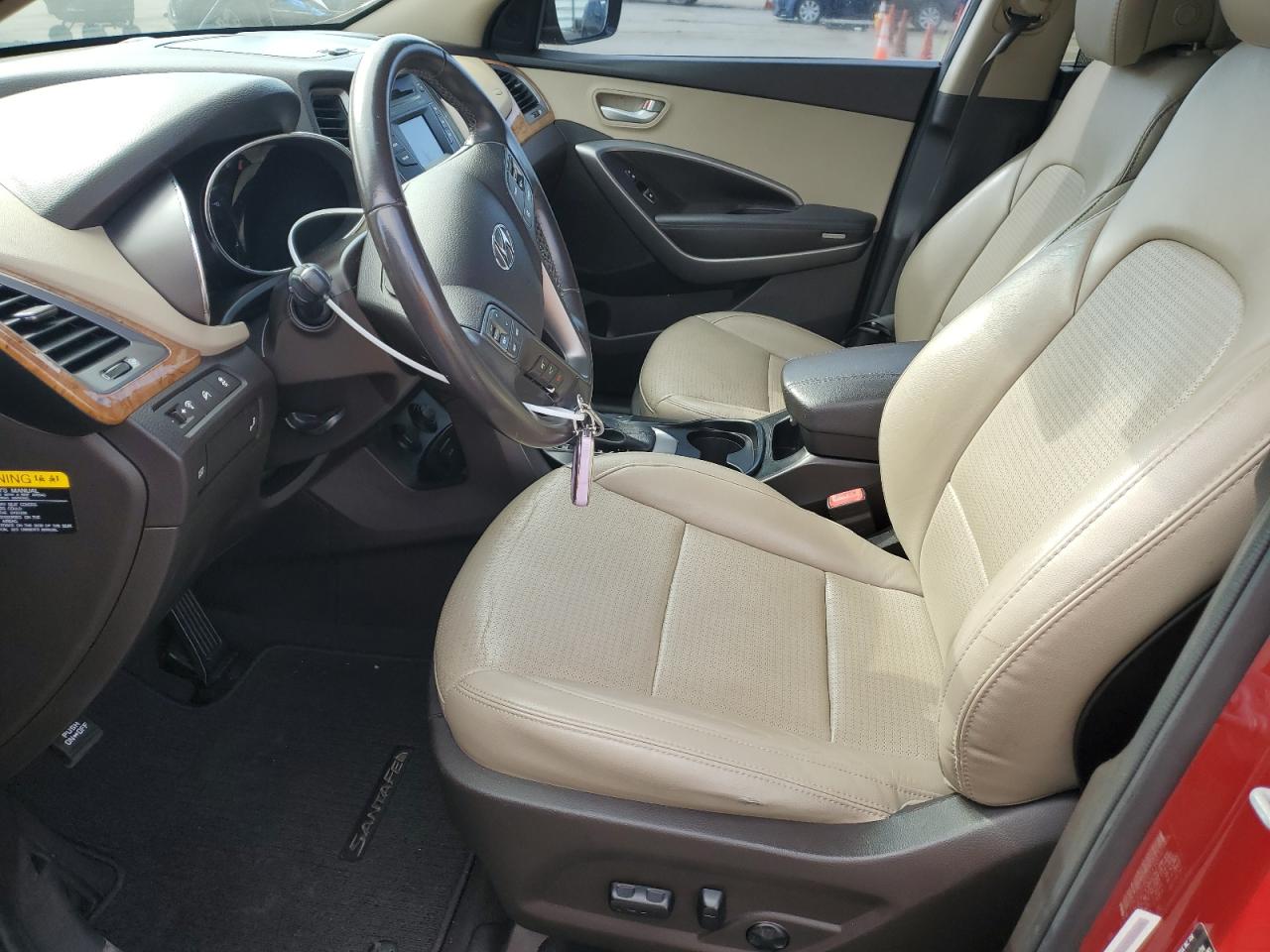 2015 Hyundai Santa Fe - Image 7