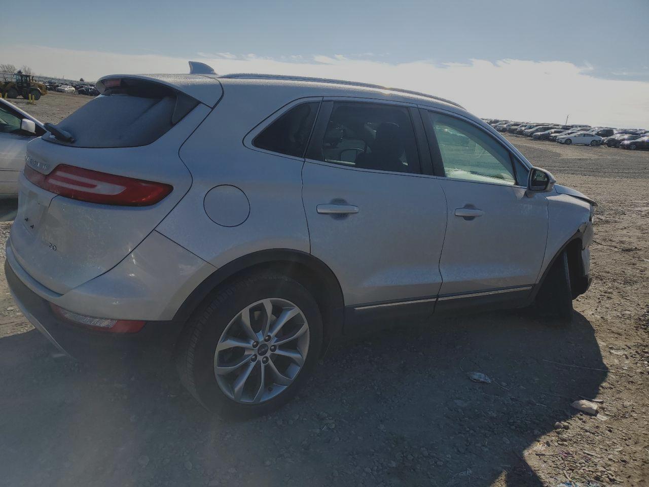 2016 Lincoln MKC - Image 3