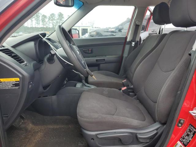 Parquets KIA SOUL 2013 Czerwony