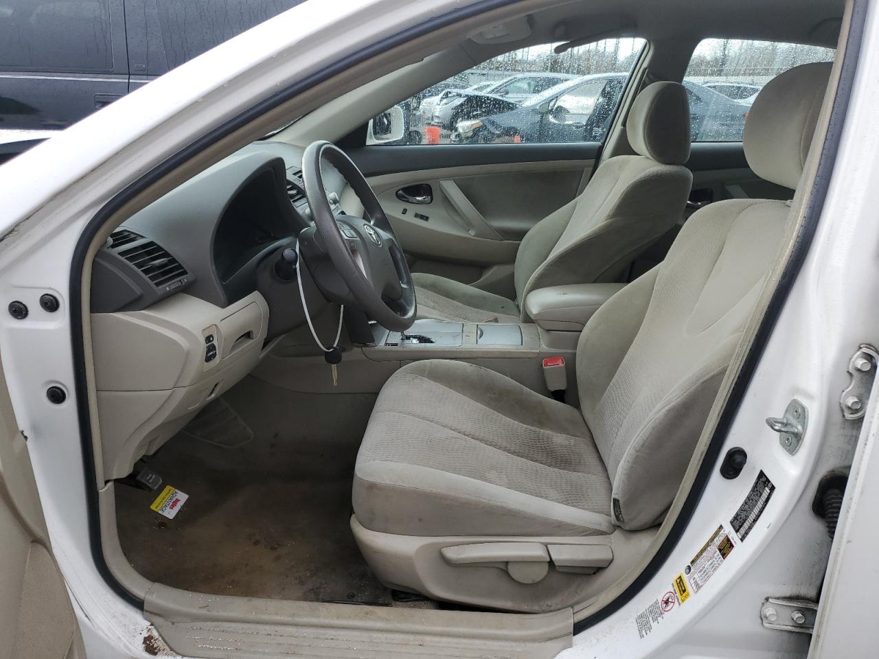 2010 Toyota Camry - Image 7