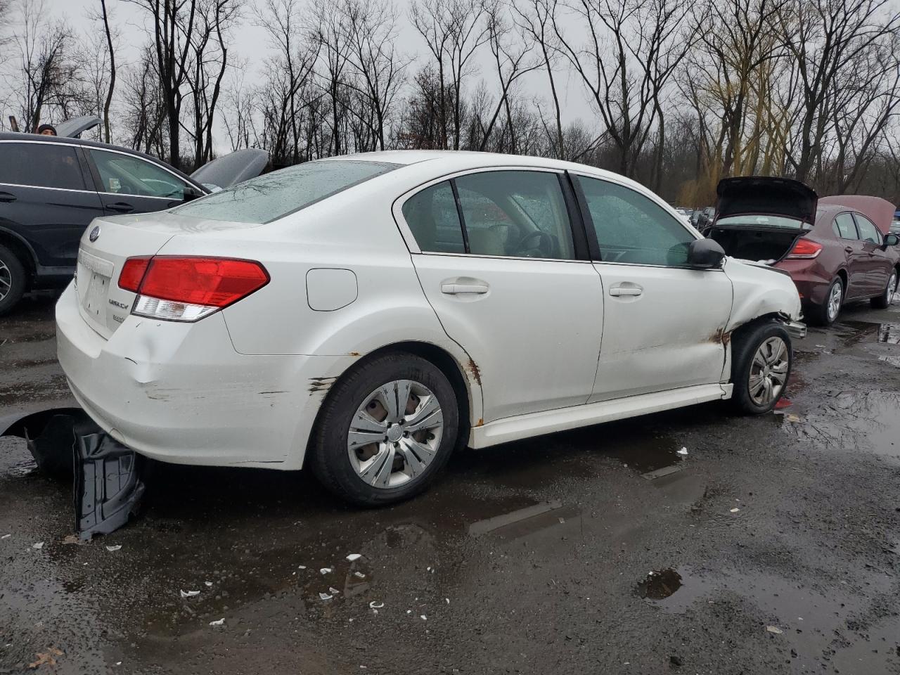 2013 Subaru Legacy - Image 3