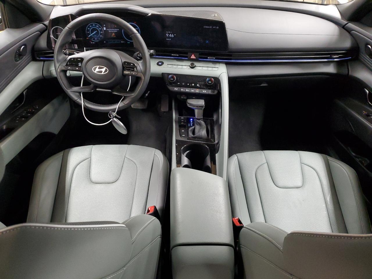 2024 Hyundai Elantra - Image 8