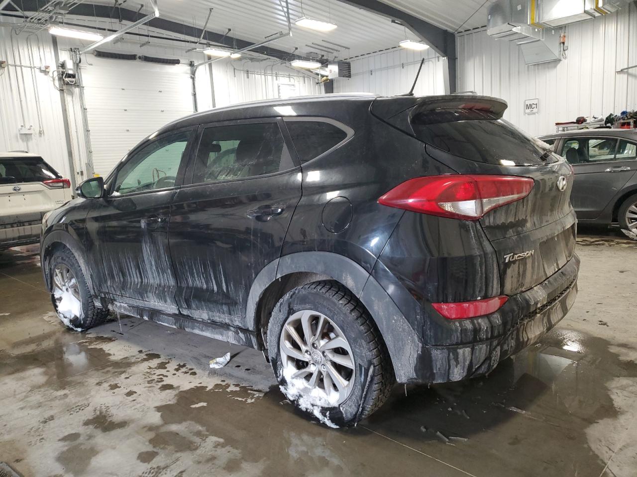 2016 Hyundai Tucson - Image 2