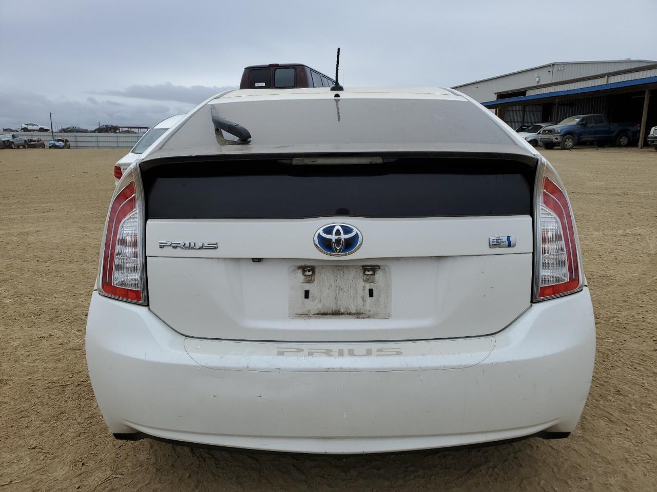 2012 Toyota Prius - Image 6