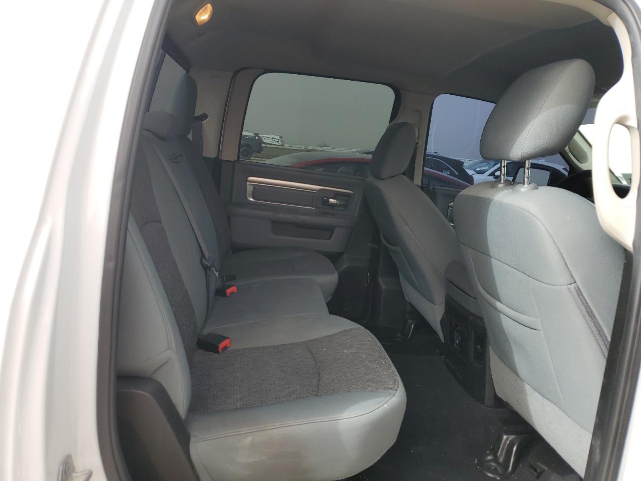 2019 RAM 1500 - Image 10