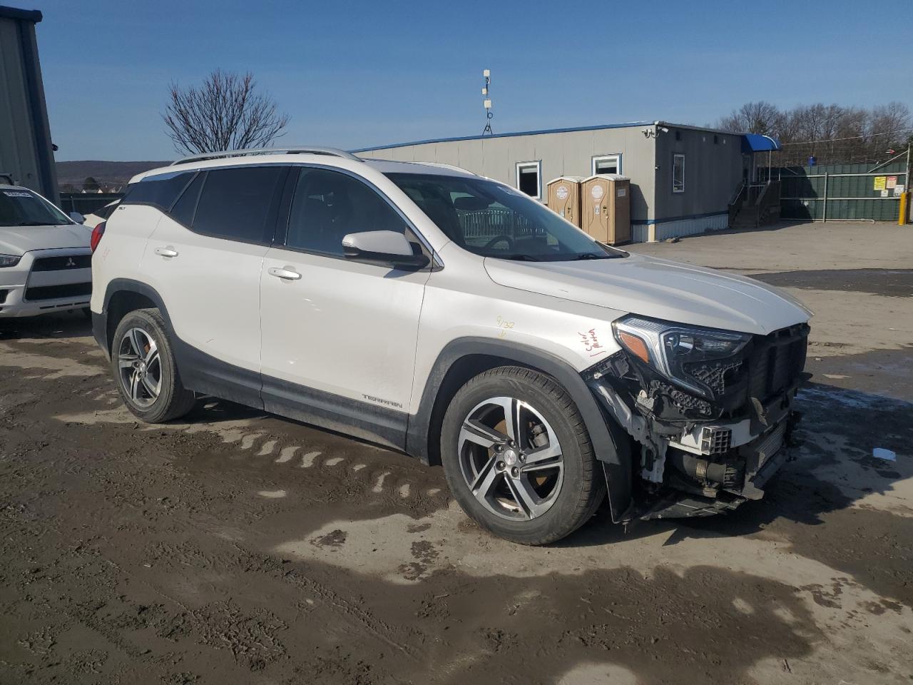 2020 GMC Terrain - Image 4