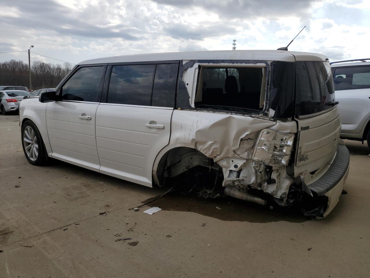 2014 Ford Flex - Image 2
