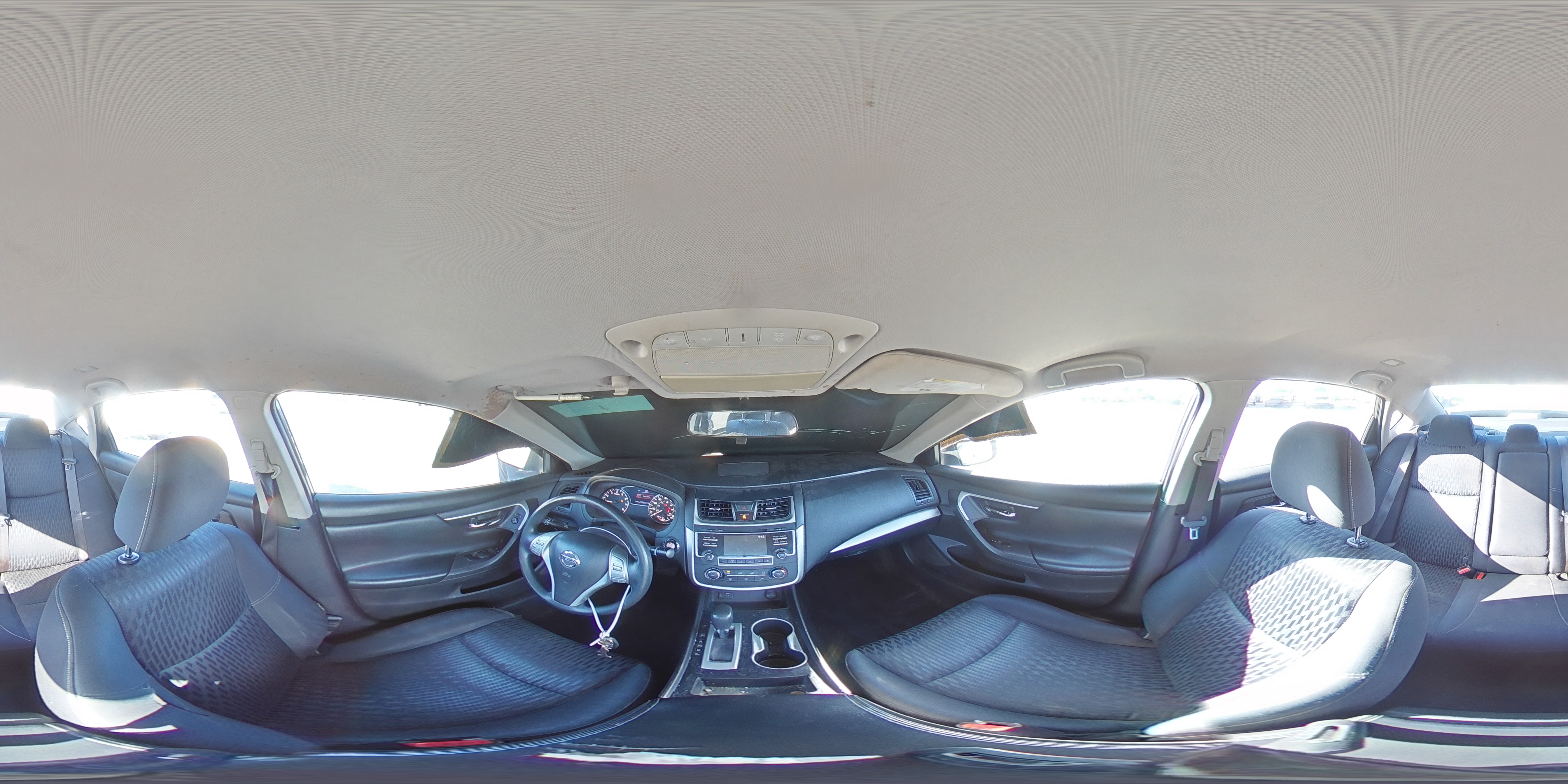 2017 Nissan Altima - Image 12