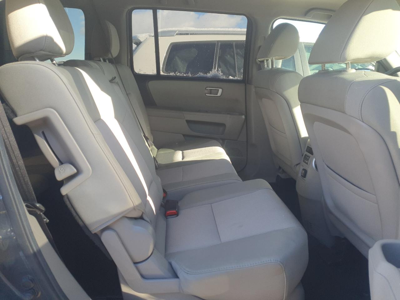 2012 Honda Pilot - Image 11