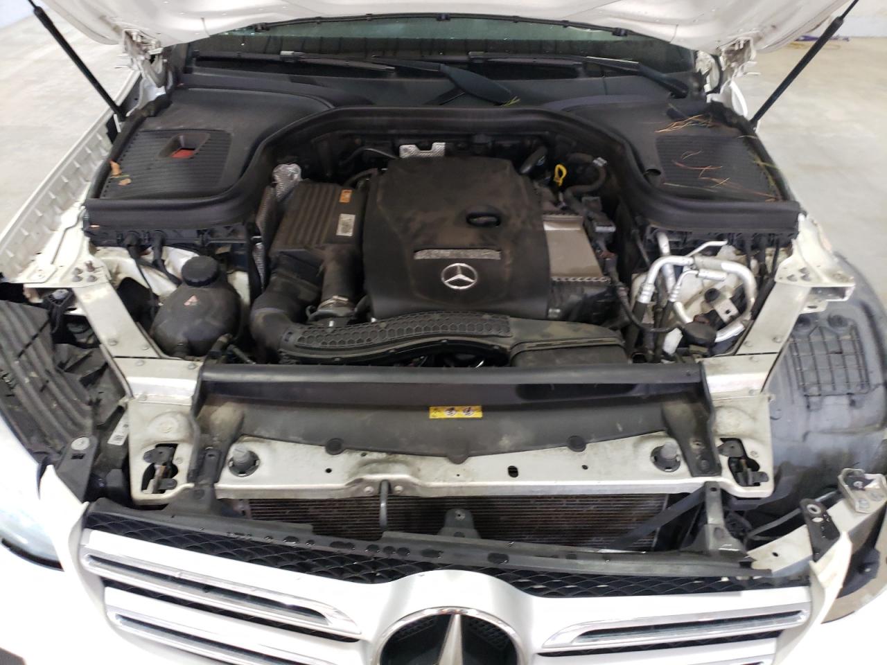 2019 Mercedes-Benz GLC - Image 12