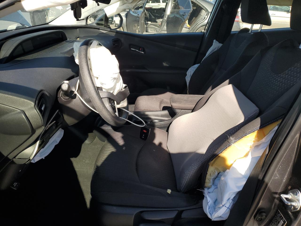 2018 Toyota Prius - Image 7
