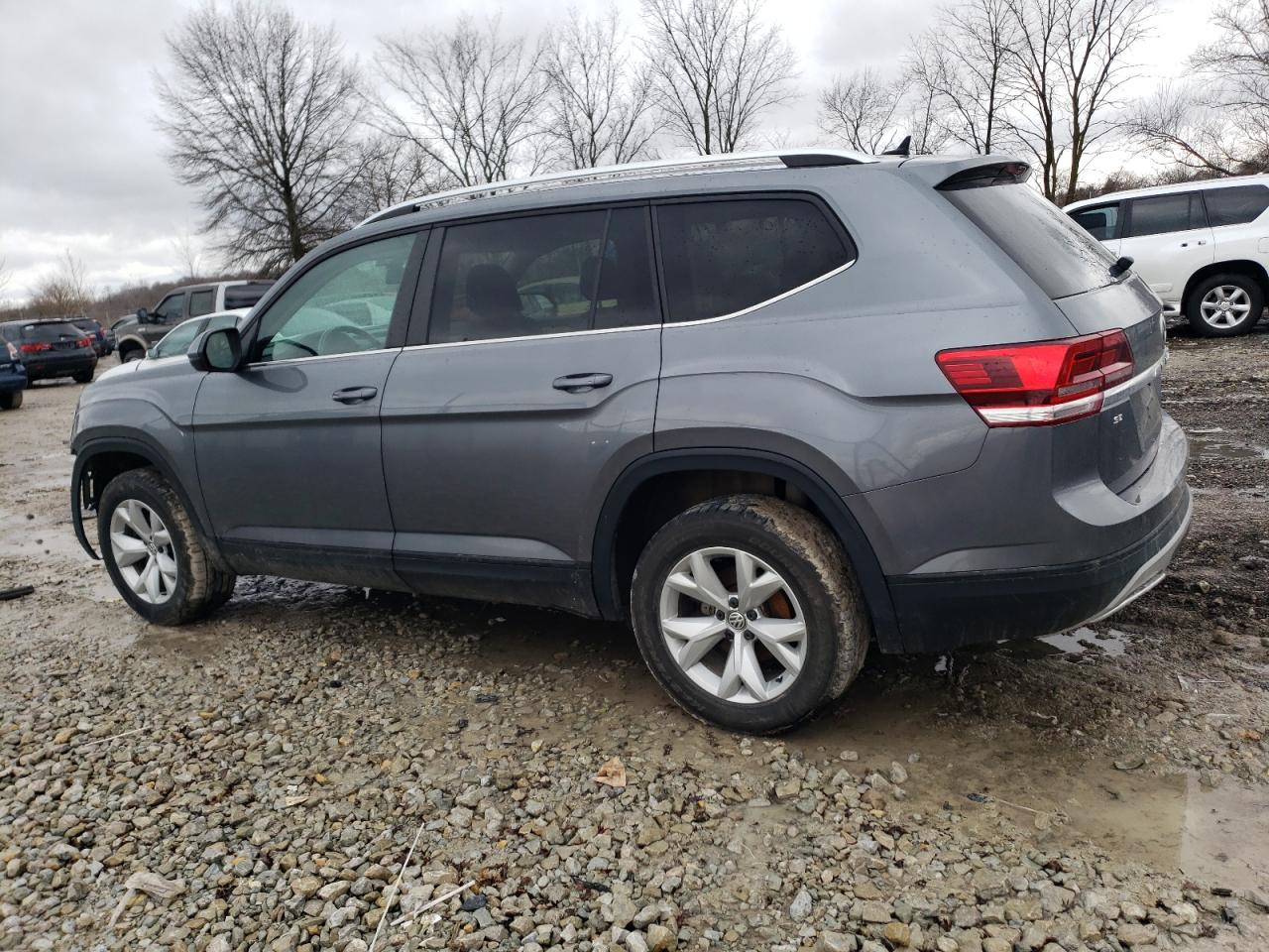 2018 Volkswagen Atlas - Image 2