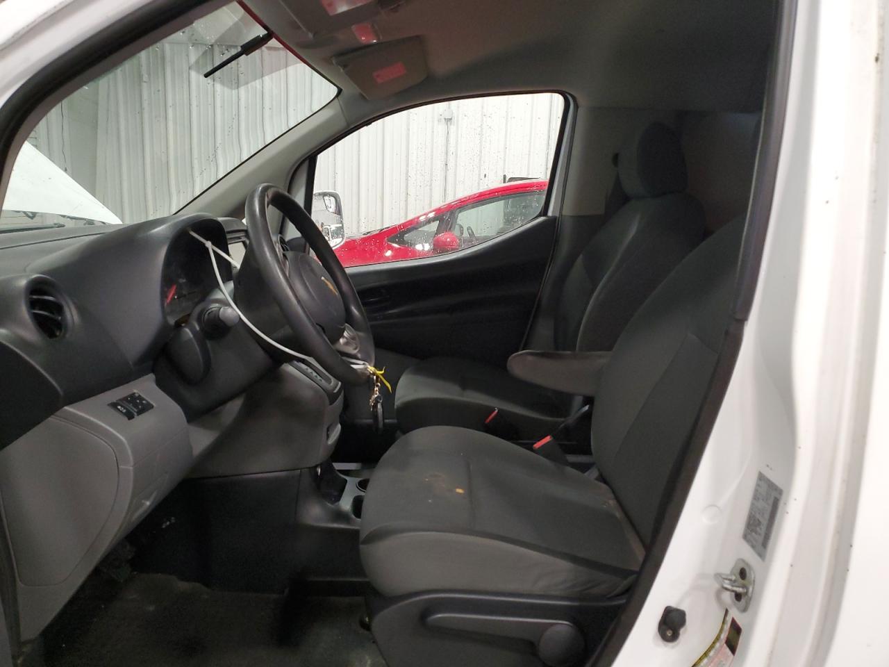 2015 Chevrolet Express - Image 7