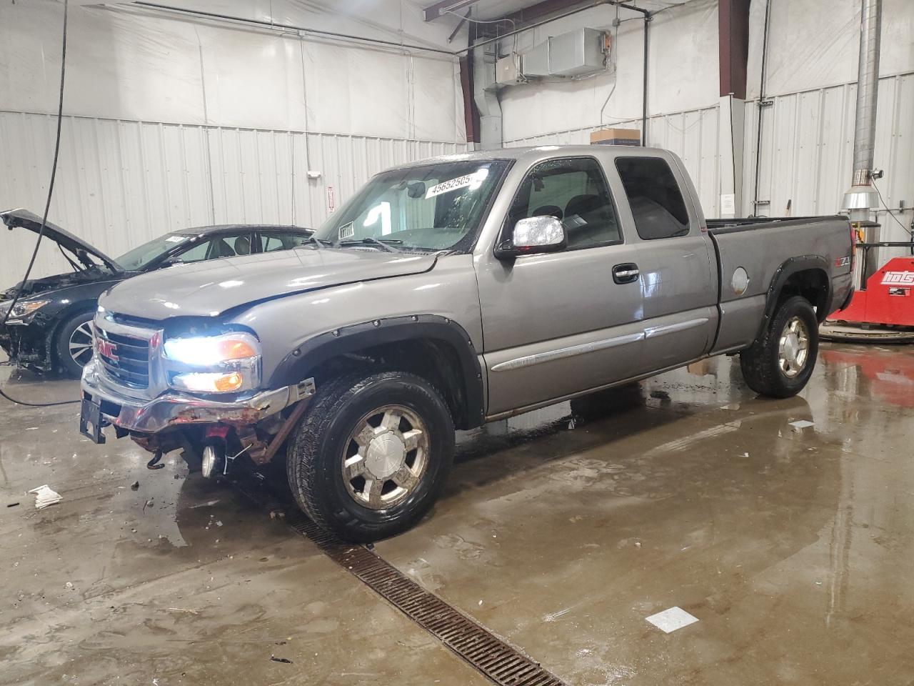 2007 GMC Sierra - Image 1