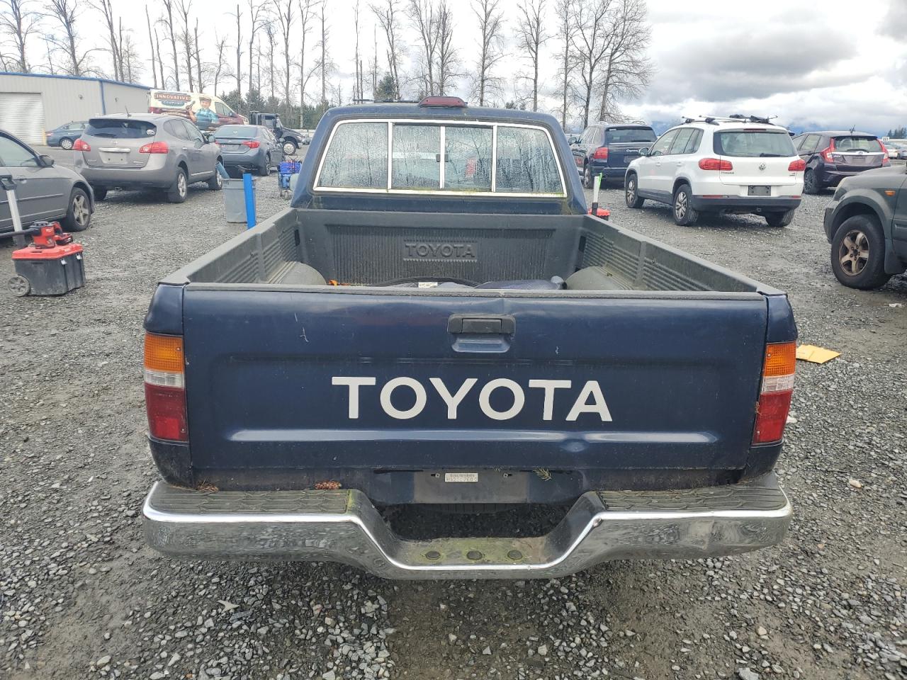 1994 Toyota Pickup - Image 6