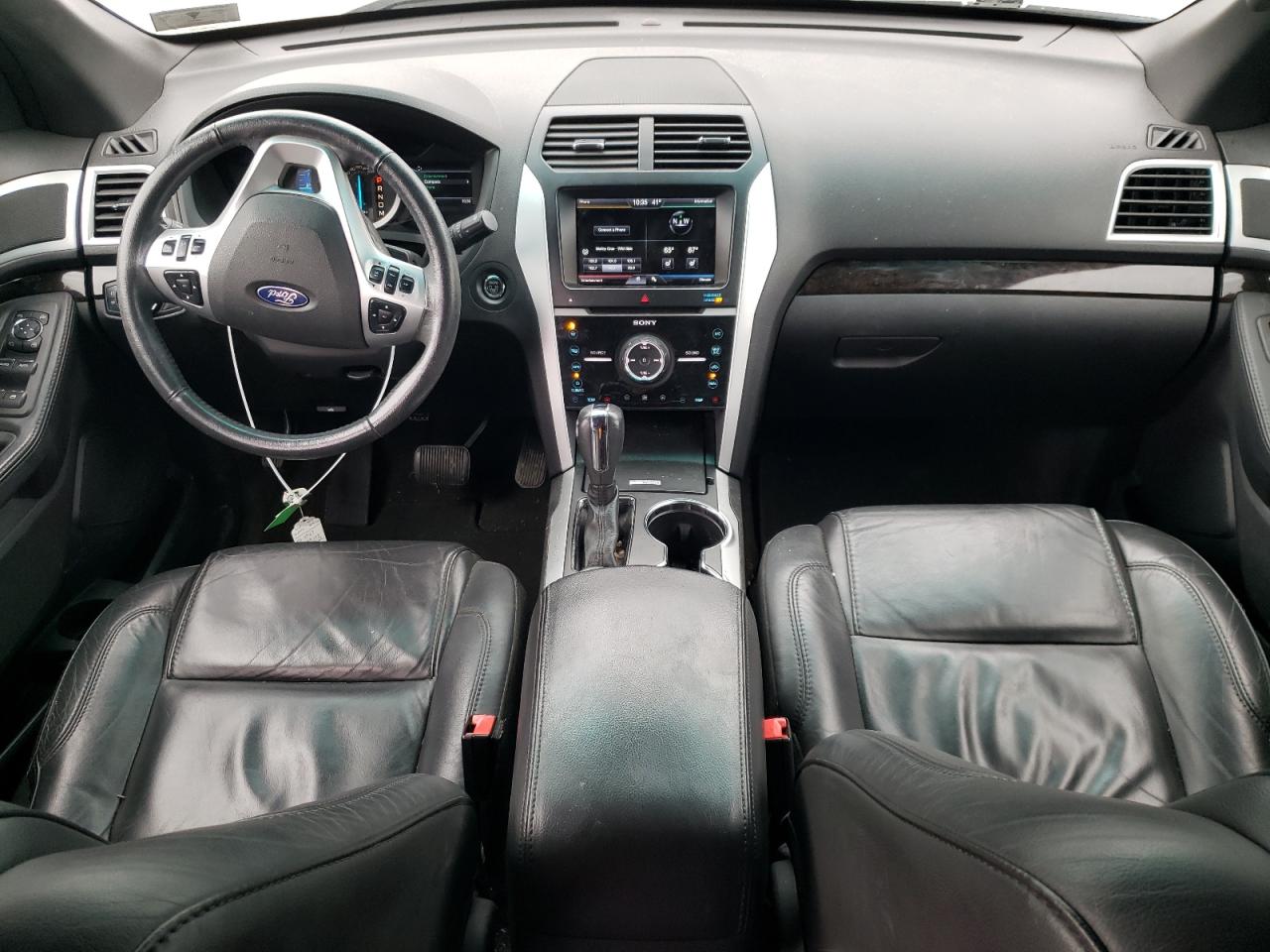 2015 Ford Explorer - Image 8