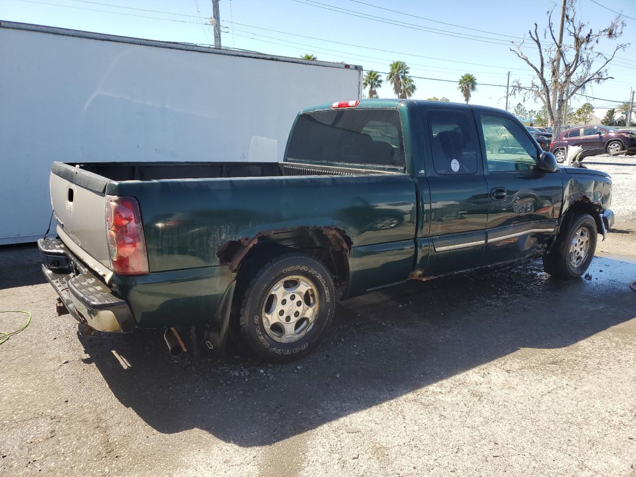 2003 Chevrolet Silverado - Image 3