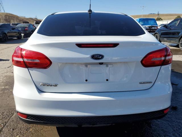  FORD FOCUS 2016 Белый